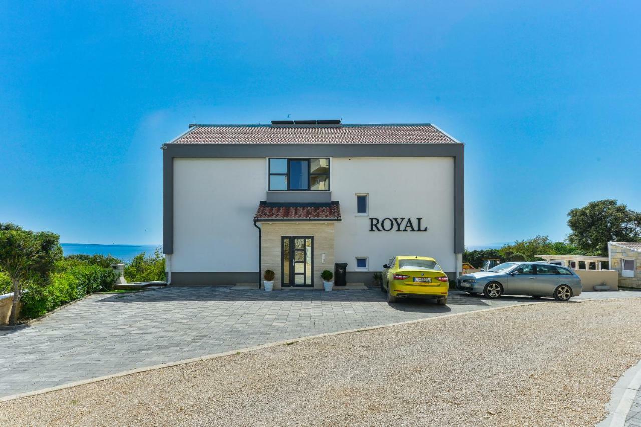 Royal Apartments 노바야 외부 사진